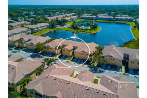3792 PARKRIDGE CIR #22-102, SARASOTA, FL 34243 Sold 07/18/22