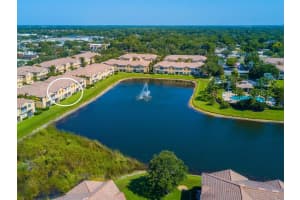 3792 PARKRIDGE CIR #22-102, SARASOTA, FL 34243 Sold 07/18/22