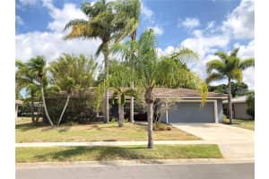 2509 Cass St, Sarasota, FL 34231, Sold 06/14/22
