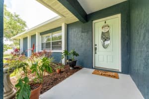 1401 Georgetowne Dr, Sarasota, FL 34232, Sold 06/24/22
