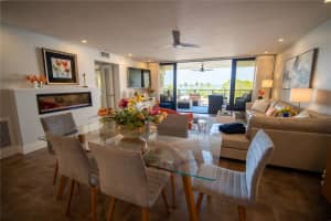 755 S Palm Ave, Sarasota, FL 34236, Sold 05/23/22