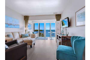 4310 Falmouth Dr, Longboat Key, FL 34228, Sold 06/21/22