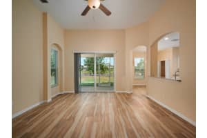 5418 New Covington Dr, Sarasota, FL 34233, Sold 06/29/22