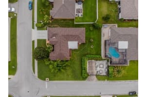 3245 45TH AVE E, BRADENTON, FL 34203 Sold 08/05/22