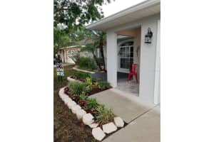 2718 Feiffer Cir, Sarasota, FL 34235, Sold 05/25/22