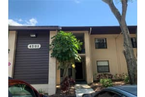 4301 46TH AVE W #102, BRADENTON, FL 34210 Sold 10/14/22