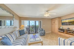 6157 Midnight Pass Rd, Sarasota, FL 34242, Sold 06/29/22