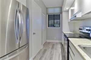 1115 GULF OF MEXICO DR #202, LONGBOAT KEY, FL 34228 Sold 07/26/22