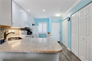 8977 Midnight Pass Rd, Sarasota, FL 34242, Sold 06/13/22