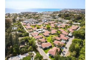 163 VISTA HERMOSA CIR #25-A, SARASOTA, FL 34242 Sold 07/12/22