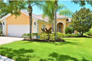 5914 Benevento Dr, Sarasota, FL 34238, Sold 06/02/22