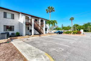 1634 Stickney Point Rd, Sarasota, FL 34231, Sold 06/22/22