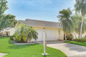 3916 Oakhurst Blvd, Sarasota, FL 34233, Sold 07/08/22