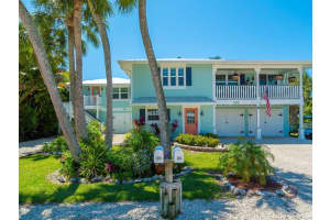 305 57TH ST #A, HOLMES BEACH, FL 34217 - MLS#MFRA4534134