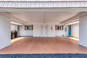 2607 Riverbluff Pkwy, Sarasota, FL 34231, Sold 06/17/22