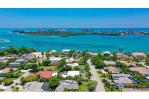 567 BIRD KEY DR, SARASOTA, FL 34236 Sold 09/22/22