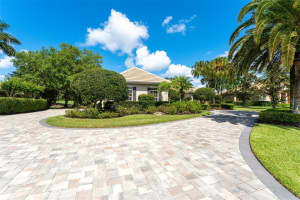 2546 TOM MORRIS DR, SARASOTA, FL 34240 Sold 10/07/22