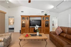 5721 GARDEN LAKES MAJESTIC, BRADENTON, FL 34203 Sold 09/01/22