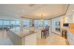 988 Boulevard of the Arts, Sarasota, FL 34236, Sold 06/24/22