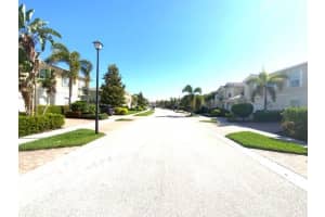 1507 Burgos Dr, Sarasota, FL 34238, Sold 06/10/22