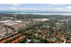 7931 Timberwood Cir, Sarasota, FL 34238, Sold 05/26/22
