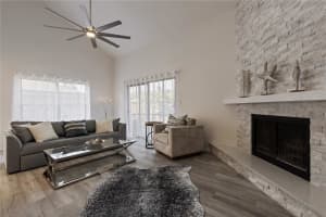 7931 Timberwood Cir, Sarasota, FL 34238, Sold 05/26/22