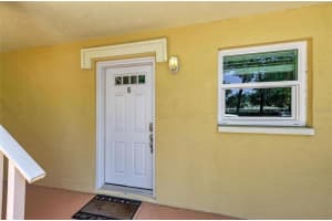 912 La Costa Cir, Sarasota, FL 34237, Sold 06/24/22