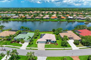 2960 SEASONS BLVD, SARASOTA, FL 34240 Sold 07/28/22