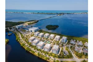 388 ARUBA CIR #301, BRADENTON, FL 34209 Sold 07/21/22