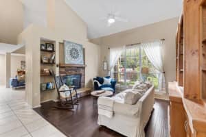 6136 55TH AVENUE CIR E, BRADENTON, FL 34203 Sold 09/23/22