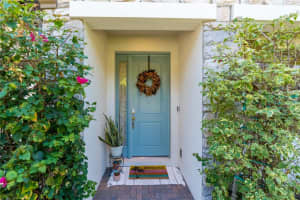 2111 SYLVAN LEA DR, SARASOTA, FL 34240 Sold 07/29/22