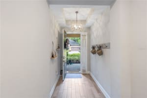 2111 SYLVAN LEA DR, SARASOTA, FL 34240 Sold 07/29/22