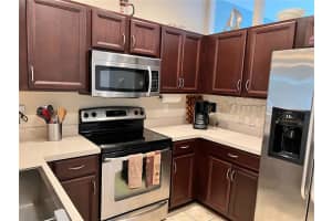 1181 Grantham Dr, Sarasota, FL 34234, Sold 06/30/22