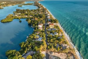 4004 CASEY KEY RD, NOKOMIS, FL 34275 Sold 05/19/23