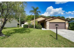 665 EASTPOINTE PKWY, SARASOTA, FL 34232 Sold 07/28/22