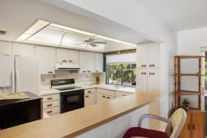 1338 Kirkwood Ln, Sarasota, FL 34232, Sold 06/17/22