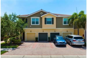 5447 SOAPSTONE PL #22-101, SARASOTA, FL 34233 Sold 07/05/22