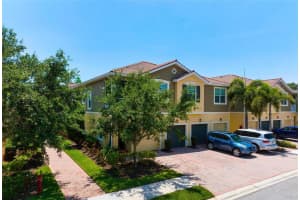 5447 SOAPSTONE PL #22-101, SARASOTA, FL 34233 Sold 07/05/22
