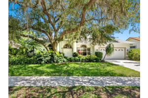 8325 Shadow Pine Way, Sarasota, FL 34238, Sold 06/10/22
