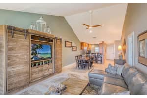 6208 Midnight Pass Rd, Sarasota, FL 34242, Sold 06/13/22