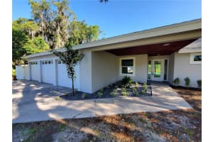 3329 OAK GROVE DR, SARASOTA, FL 34243 Sold 07/20/22