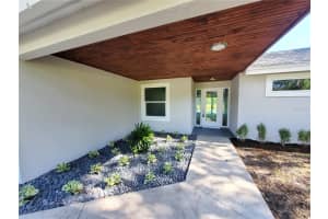 3329 OAK GROVE DR, SARASOTA, FL 34243 Sold 07/20/22