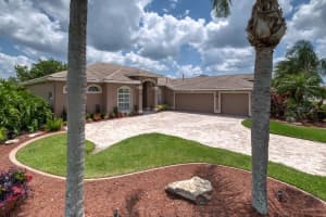 8218 BARTON FARMS BLVD, SARASOTA, FL 34240 Sold 07/26/22