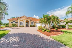 2880 SEASONS BLVD, SARASOTA, FL 34240 Sold 09/02/22