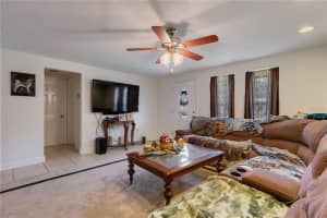 3834 San Luis Dr, Sarasota, FL 34235, Sold 06/20/22