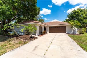 1249 Oak View Dr, Sarasota, FL 34232, Sold 06/16/22