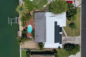 609 DUNDEE LN, HOLMES BEACH, FL 34217 Sold 08/19/22