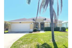 6204 Weymouth Dr, Sarasota, FL 34238, Sold 07/01/22