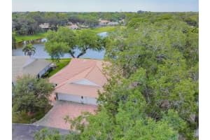 5806 GARDEN LAKES DR, BRADENTON, FL 34203 Sold 11/30/22