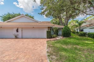 5806 GARDEN LAKES DR, BRADENTON, FL 34203 Sold 11/30/22